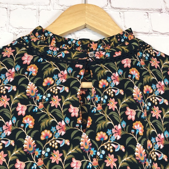 Loft floral ruffle nec - Picture 6 of 7